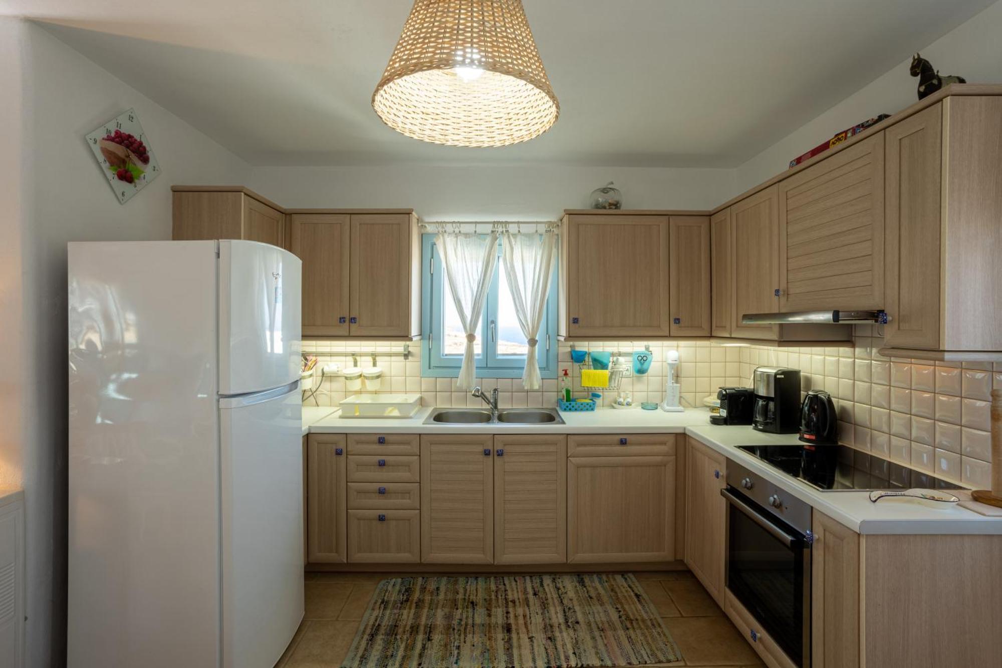 Irilena'S Guest House Фарос Экстерьер фото